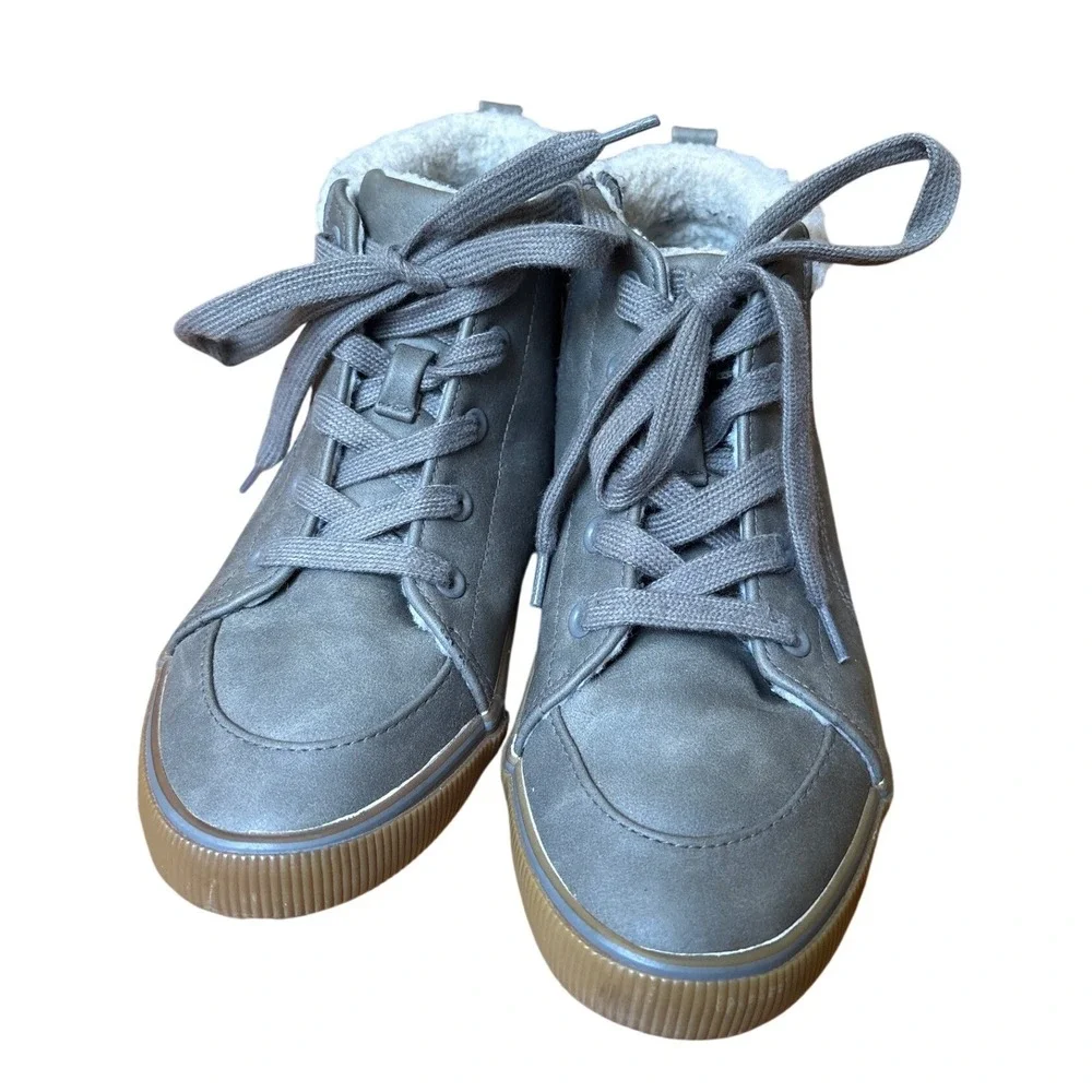 Cat & Jack High Top Sneakers Kids Grey Faux‎ Shearling Lined SIZE 3